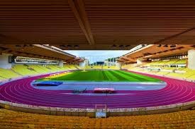 霍姆格伦：我必须审视自己表现 在篮板球方面做得更好