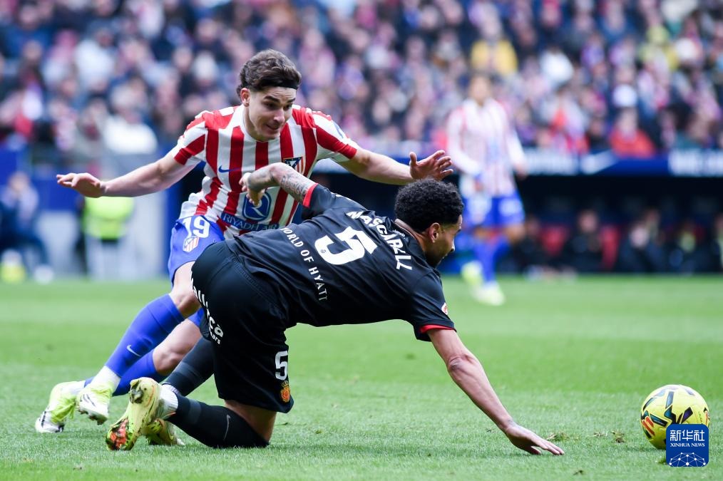 勇士102-103快船遭4坏消息！穆迪+格林弊端明显，内线隐患太大了